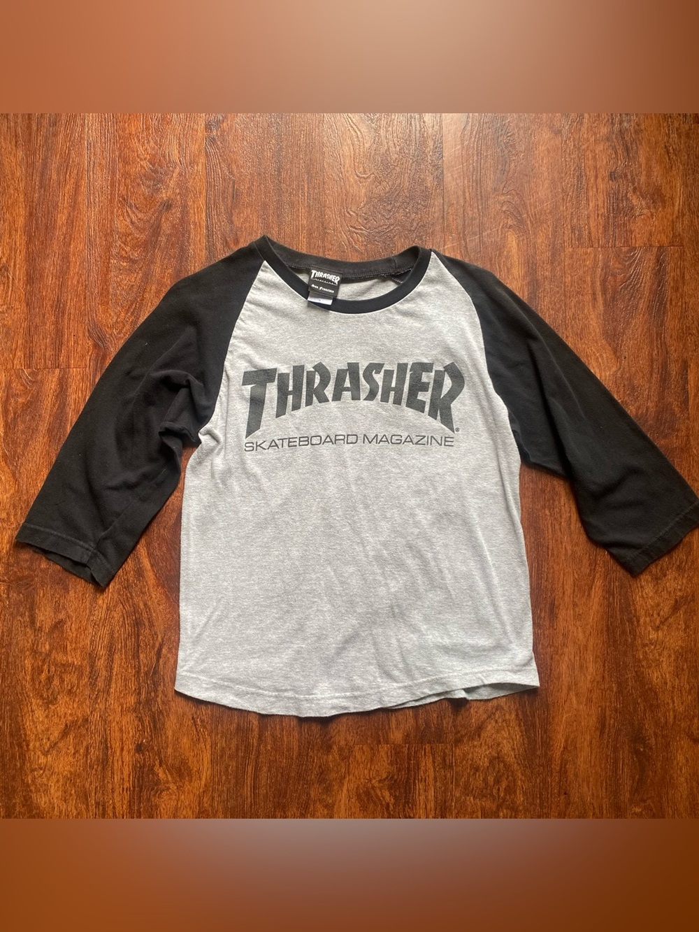 Thrasher raglan tee!!